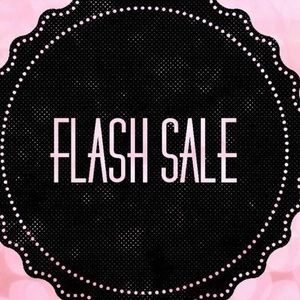 ⭐️SALEE- REDUCED PRICES!⭐️